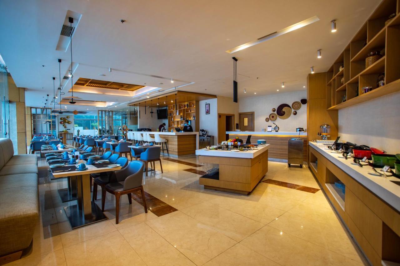 Hotel Siraichuli Chitwan Exteriér fotografie