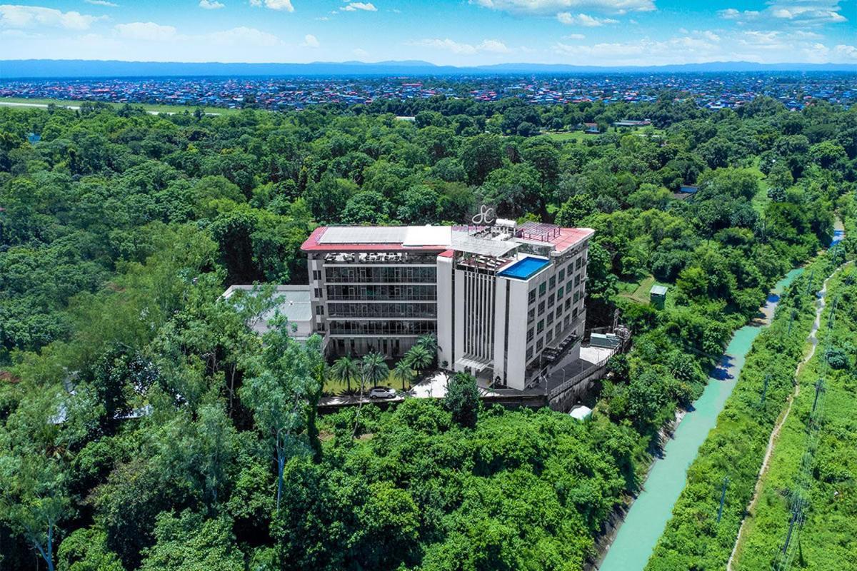 Hotel Siraichuli Chitwan Exteriér fotografie
