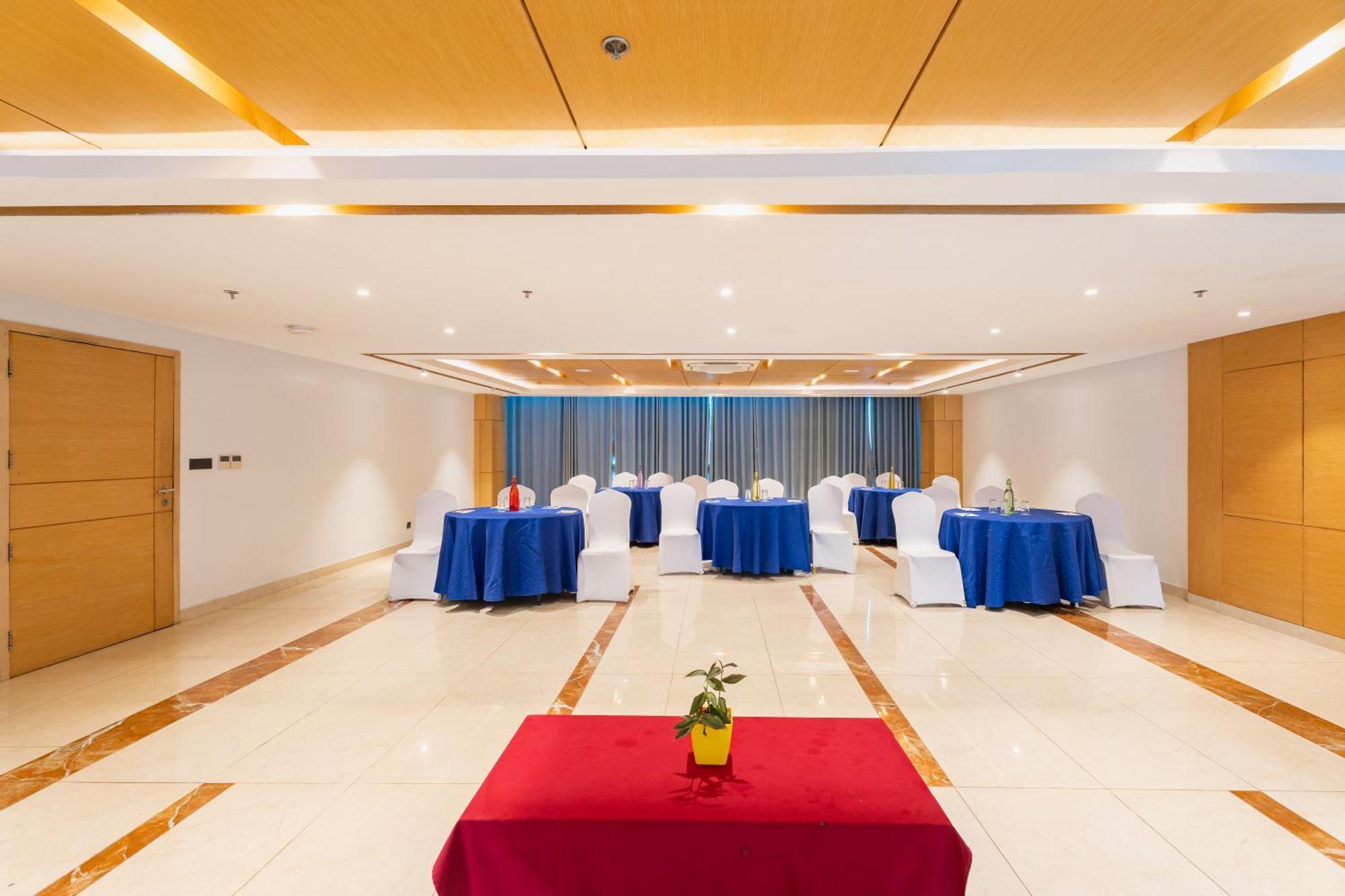 Hotel Siraichuli Chitwan Exteriér fotografie